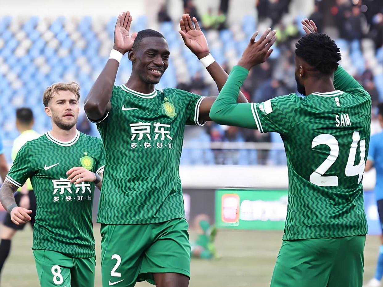 九游游戏中心-包含社区盾赛程吃紧；北京国安今夜伤情更新；压力陡增；身体对抗强度拉满的词条