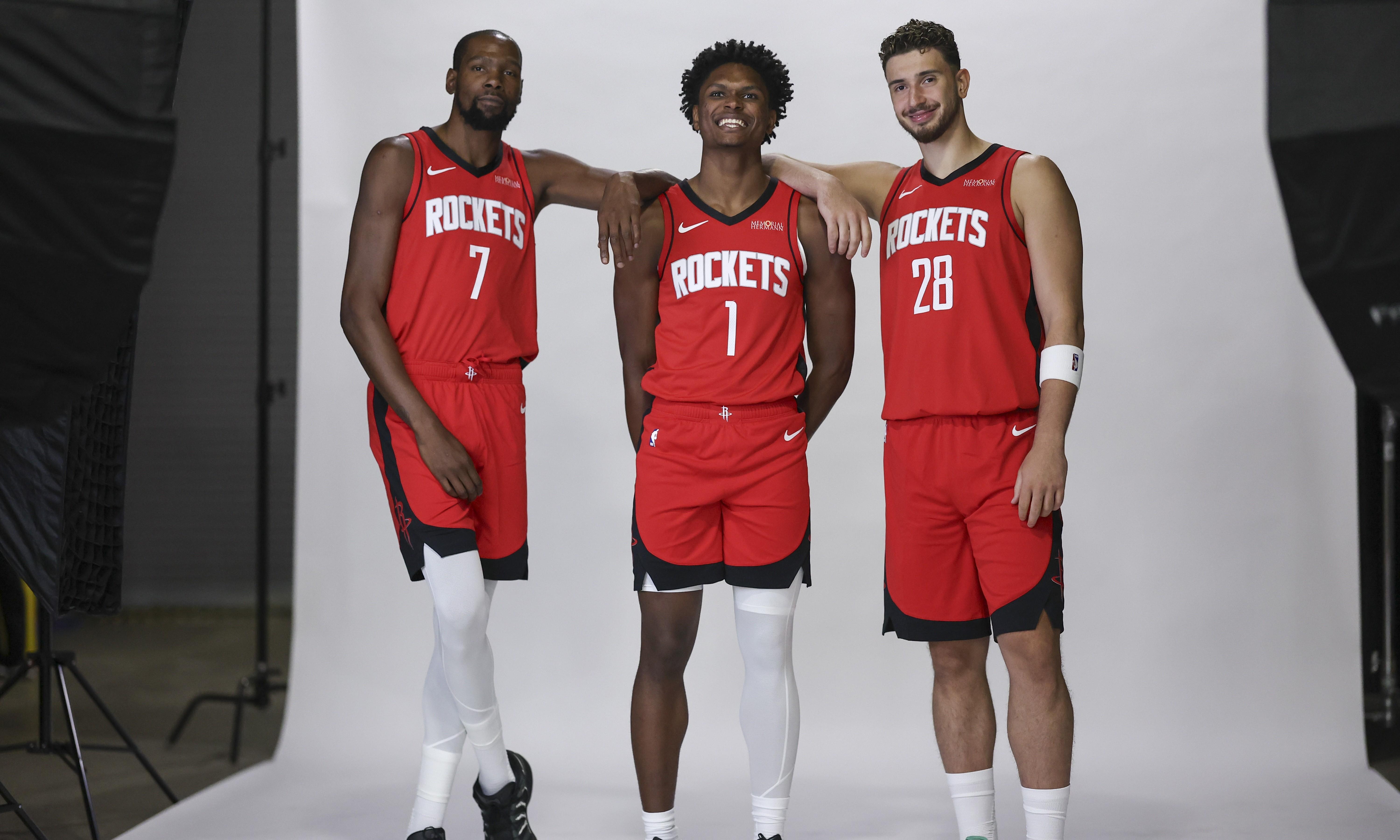 赛地聚焦——NBA总决赛今夜热度飙升;迈阿密热火篮板制胜;更衣室稳定;更衣室氛围转暖的简单介绍 赛地聚焦——NBA总决赛今夜热度飙升;迈阿密热火篮板制胜;更衣室稳定;更衣室氛围转暖的简单介绍